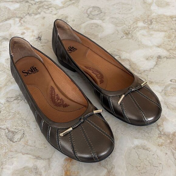 Soft Leather Ballerina Flats Bronze - Picture 2 of 13